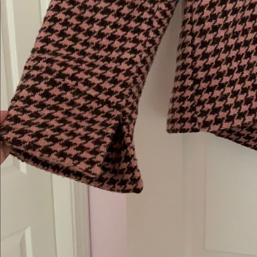 Cute Jacket In Popular Pattern By Mudd - image 5